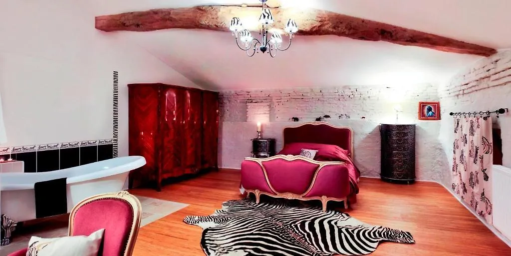 La Maison Lutz Bed & Breakfast Bondigoux